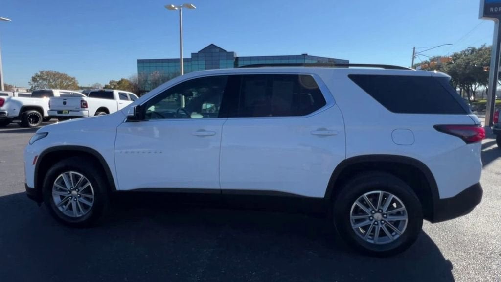 2022 Chevrolet Traverse LT Leather