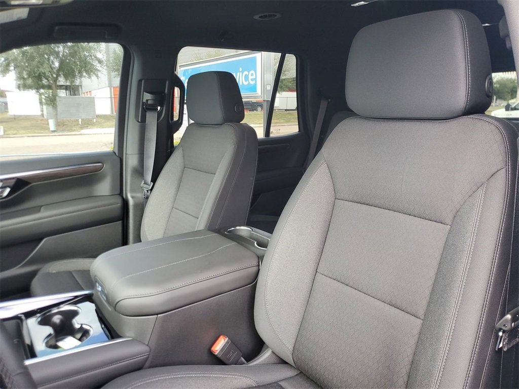 2025 Chevrolet Tahoe LS