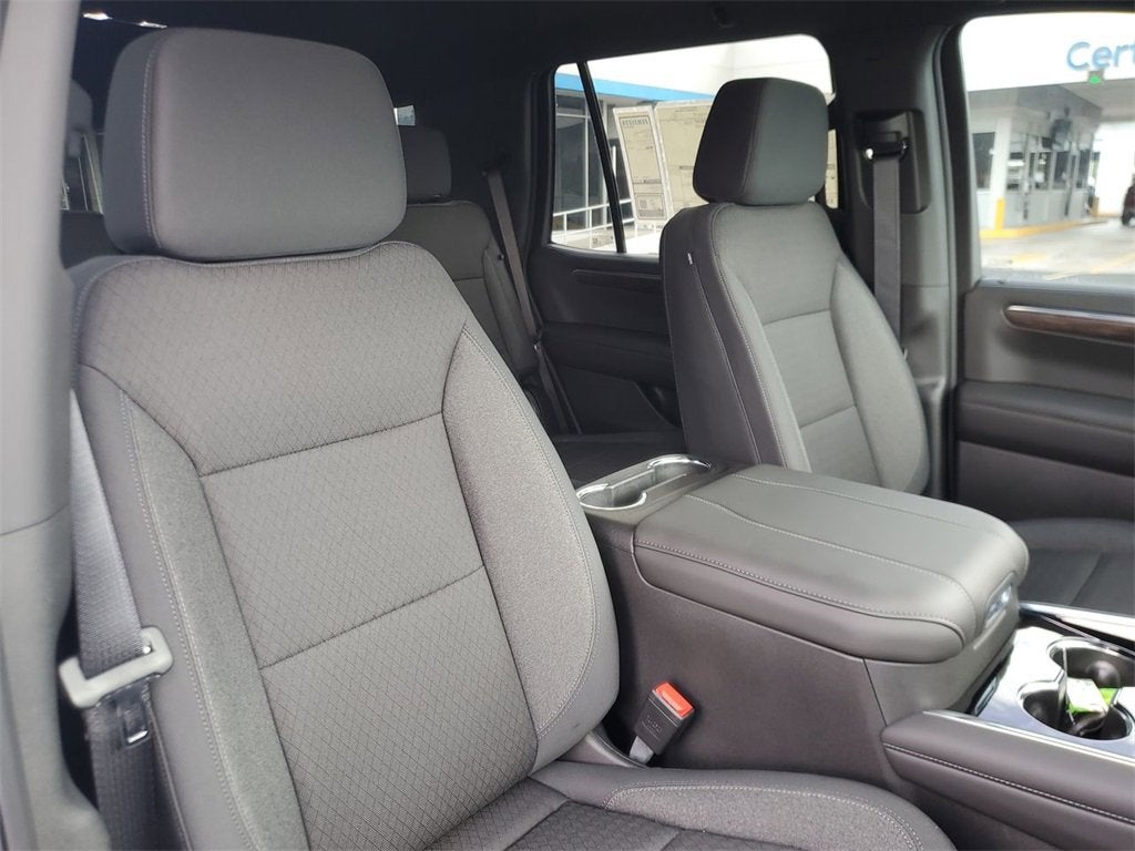 2025 Chevrolet Tahoe LS