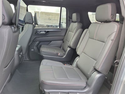 2025 Chevrolet Suburban RST