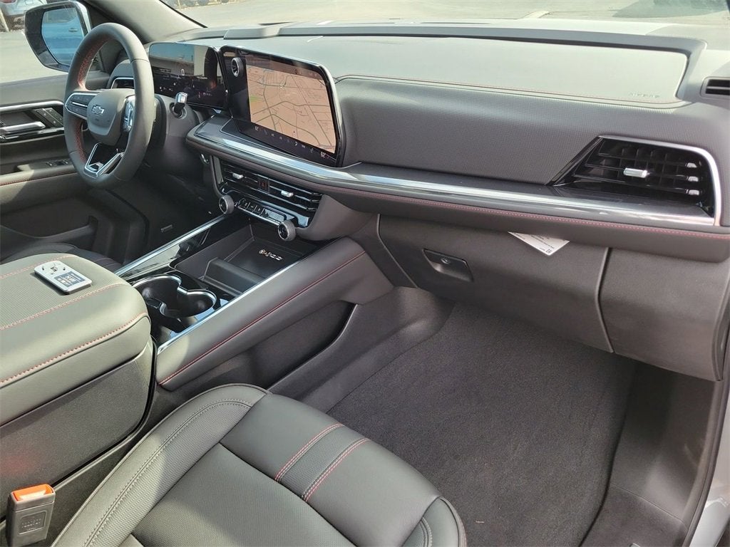 2025 Chevrolet Suburban RST