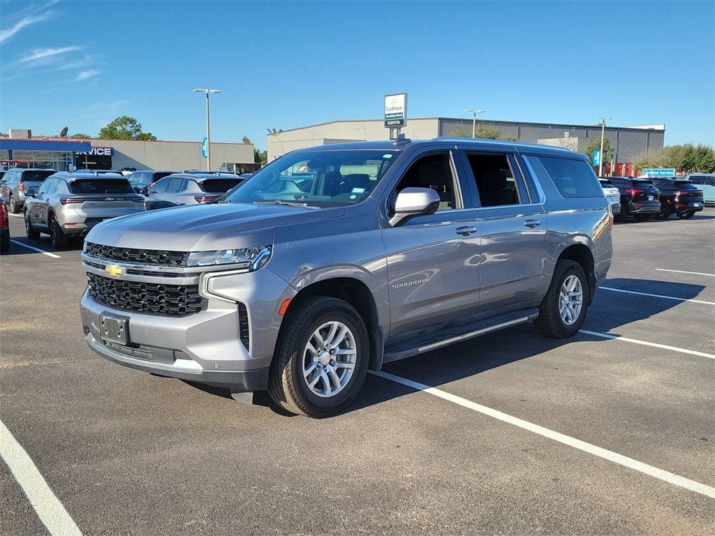 2022 Chevrolet Suburban LS