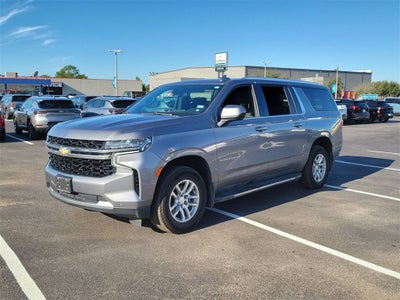 2022 Chevrolet Suburban LS