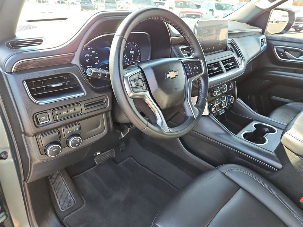 2024 Chevrolet Suburban LT