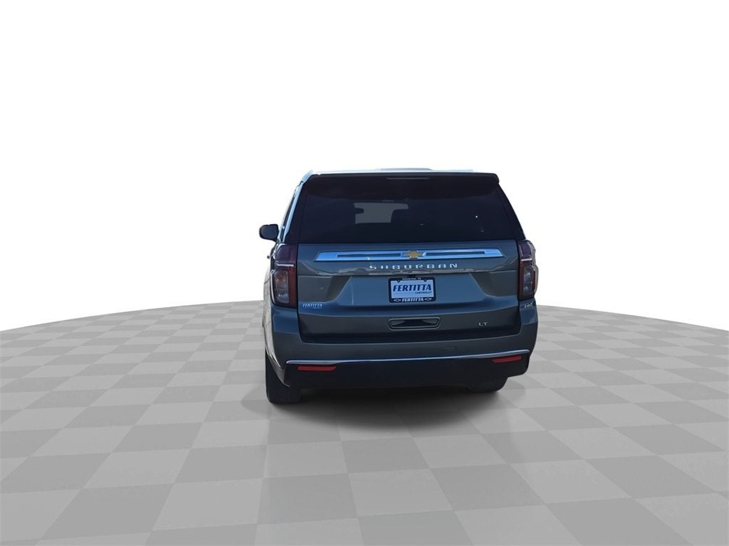 2024 Chevrolet Suburban LT