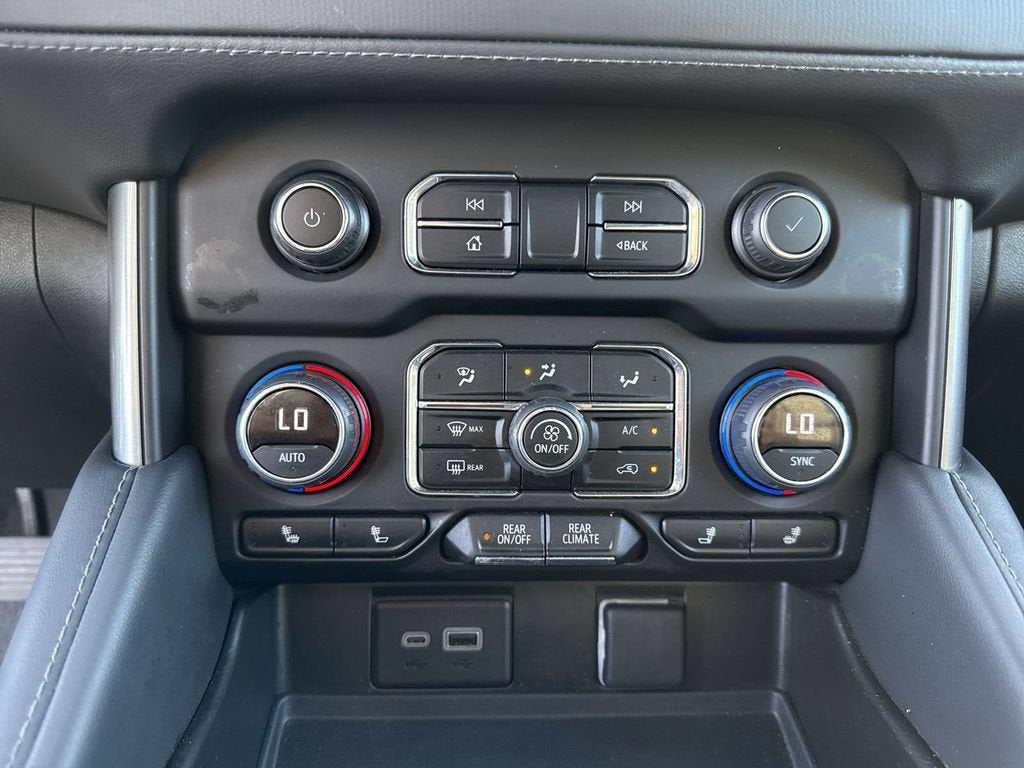 2023 Chevrolet Suburban LT