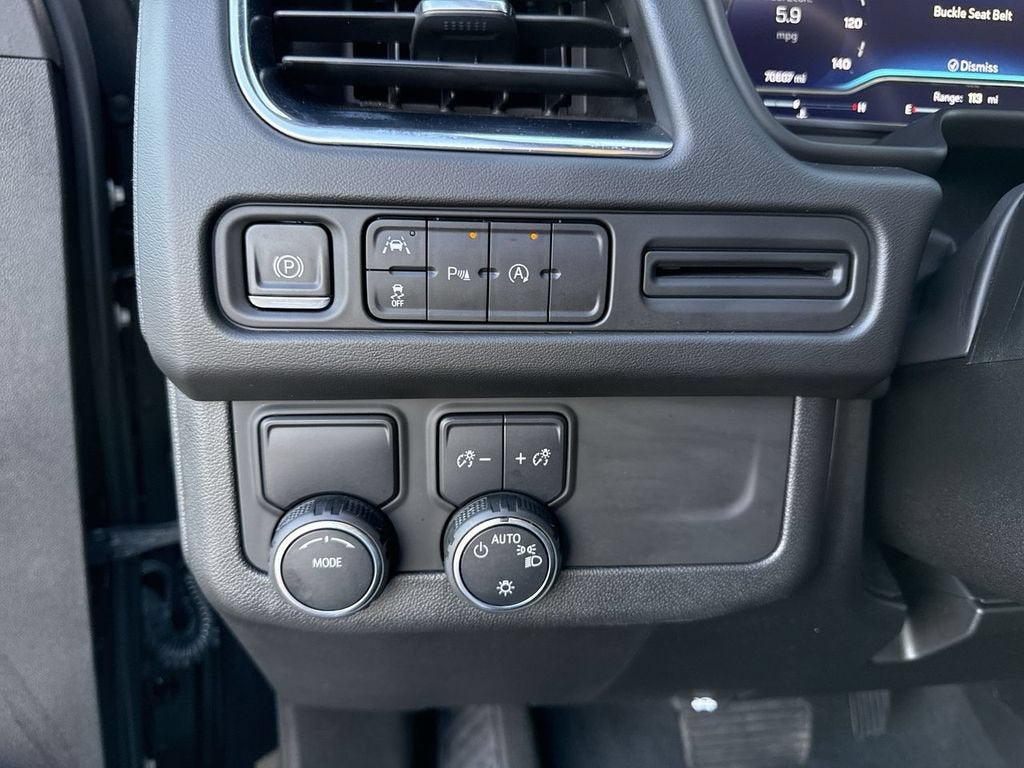 2023 Chevrolet Suburban LT