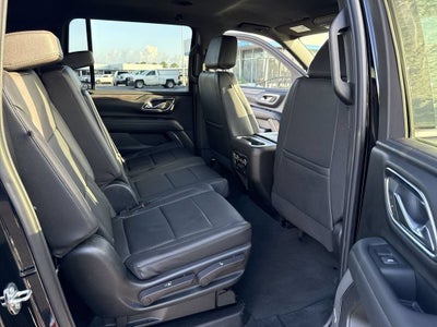 2023 Chevrolet Suburban LT