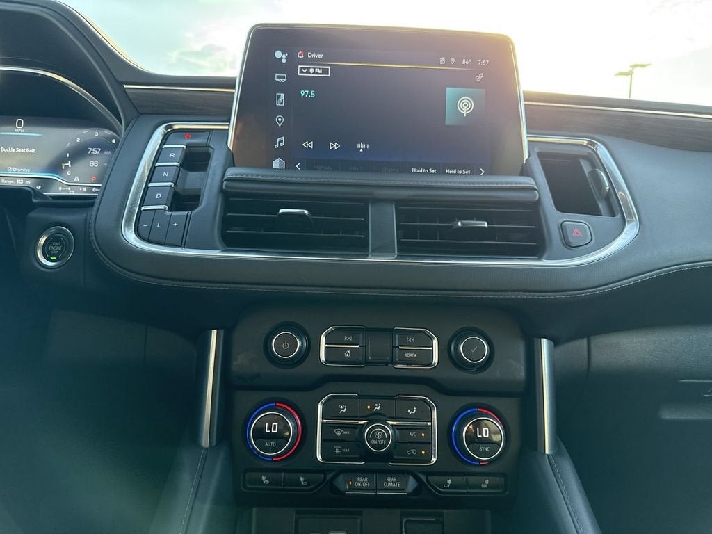 2023 Chevrolet Suburban LT