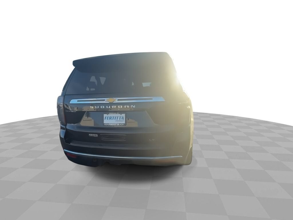 2023 Chevrolet Suburban LT
