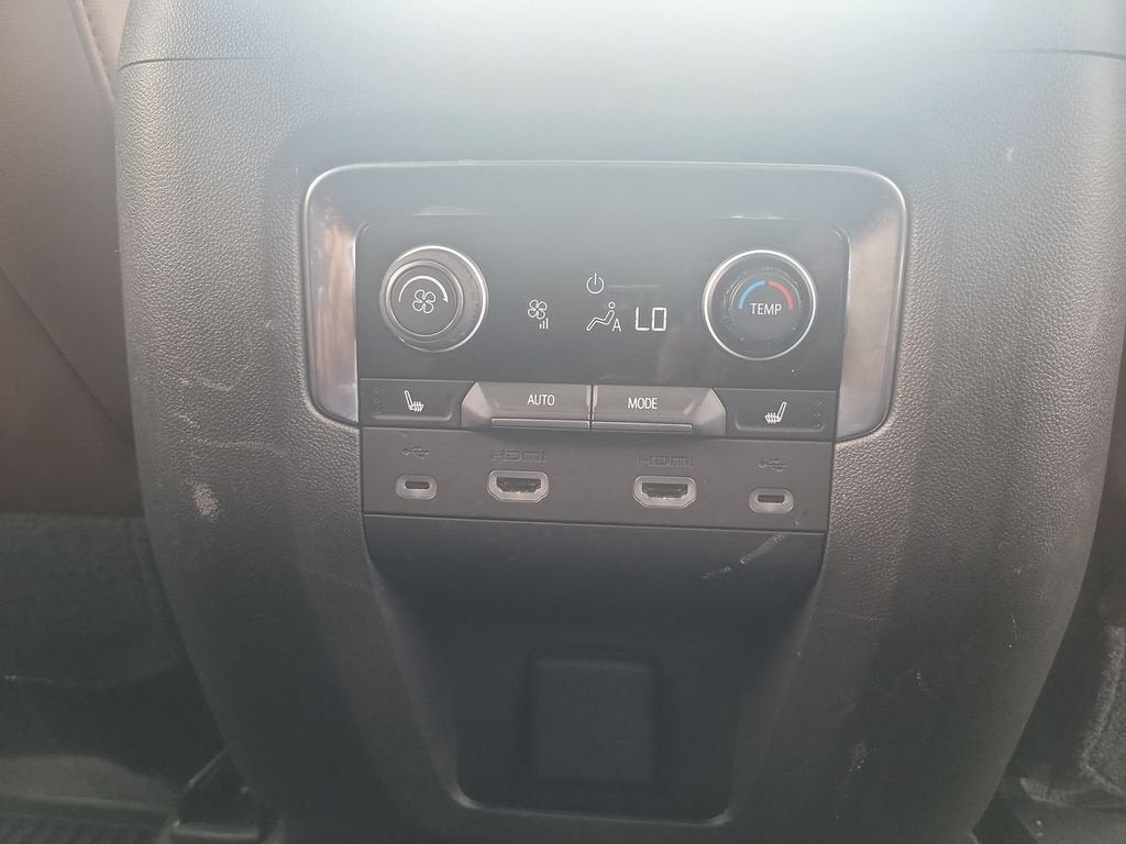2021 Chevrolet Suburban High Country