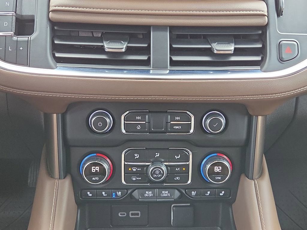 2022 Chevrolet Suburban High Country