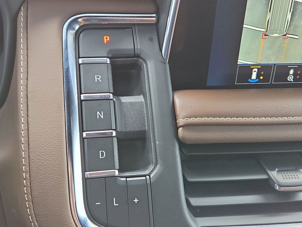2022 Chevrolet Suburban High Country