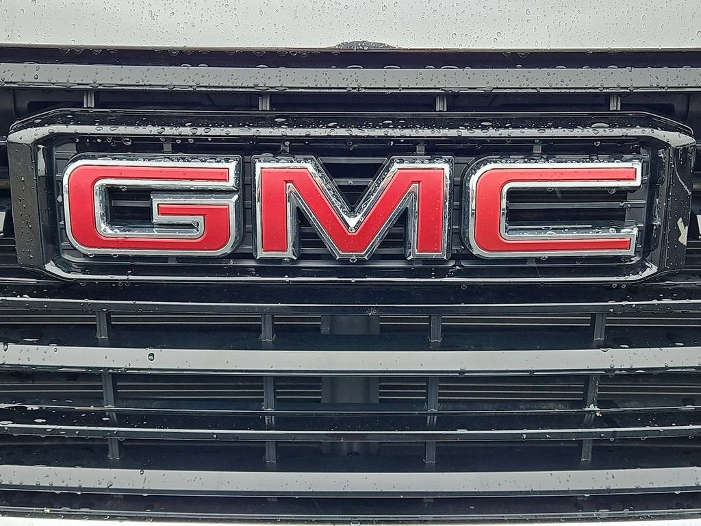2025 GMC Sierra 2500 HD Pro