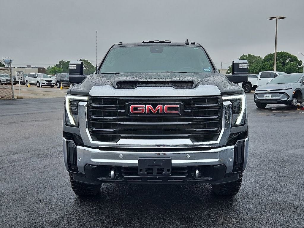 2025 GMC Sierra 2500 HD Pro
