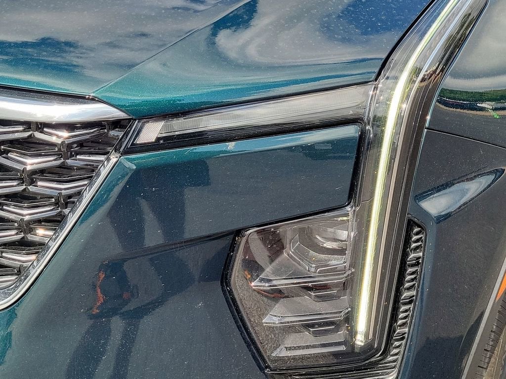 2024 Cadillac XT4 Luxury