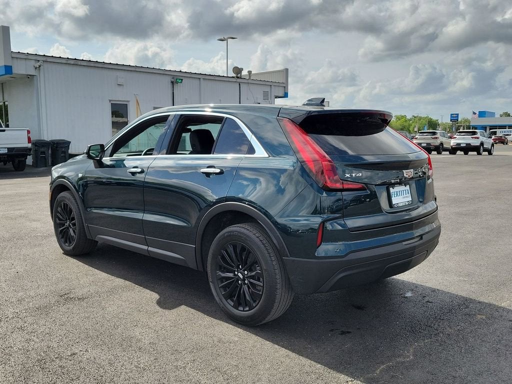 2024 Cadillac XT4 Luxury