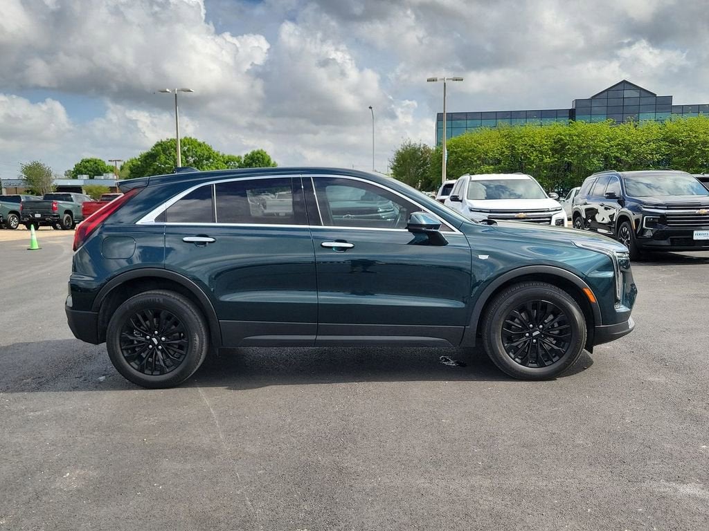 2024 Cadillac XT4 Luxury