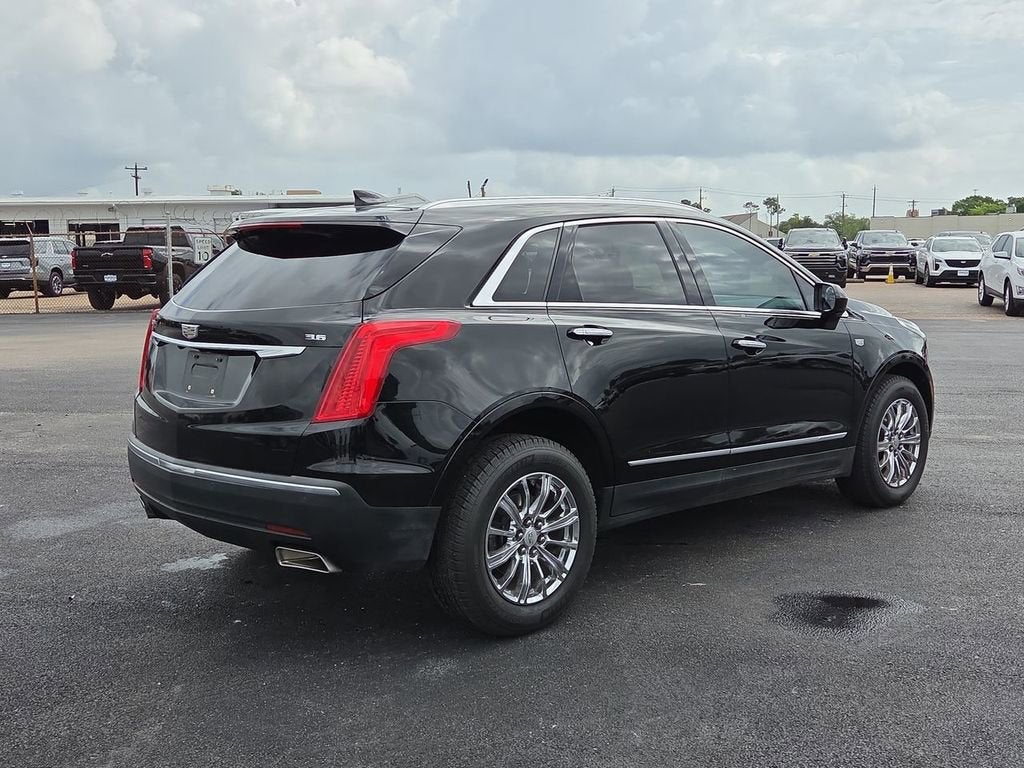 2017 Cadillac XT5 Luxury FWD