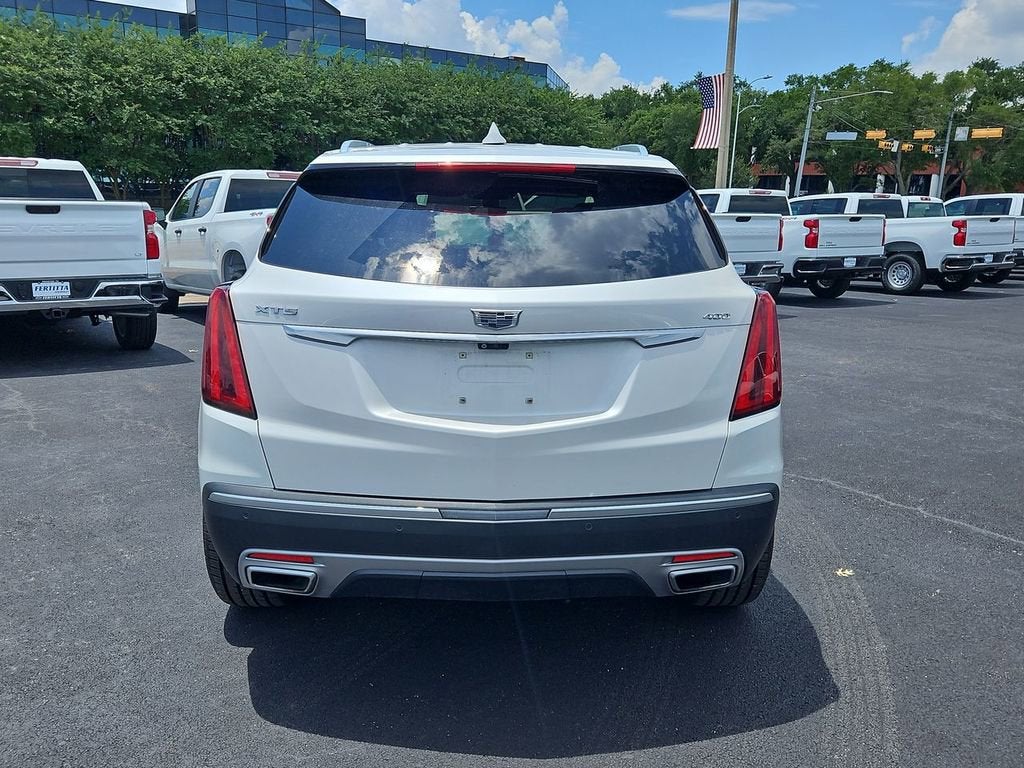 2022 Cadillac XT5 Premium Luxury