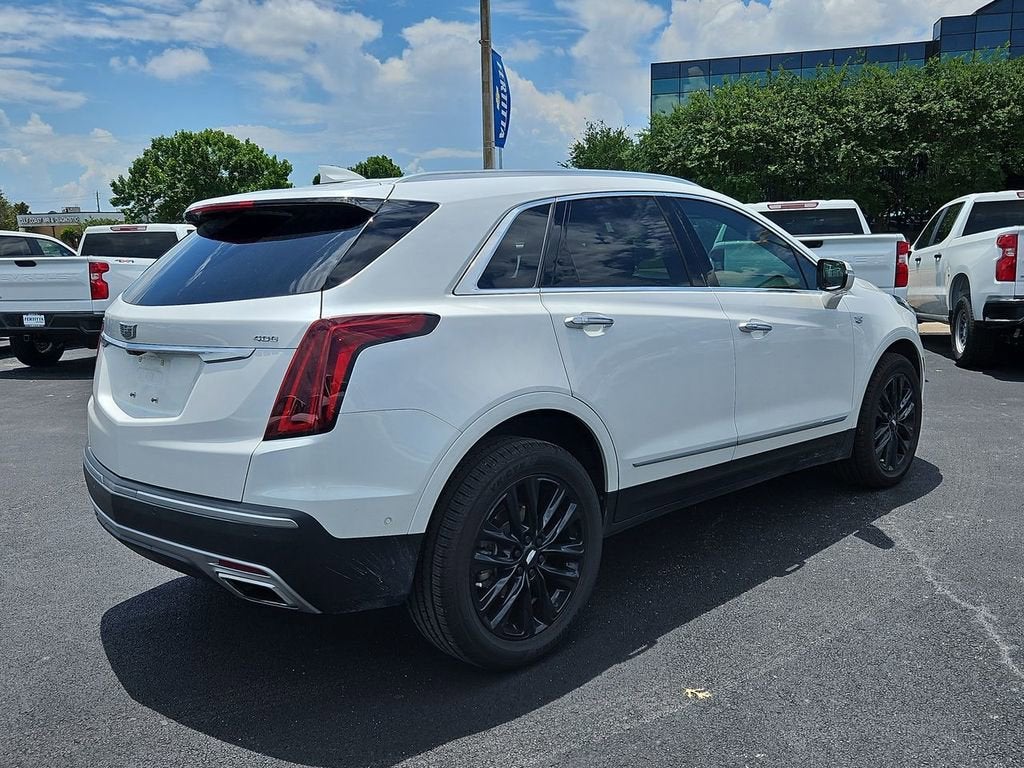 2022 Cadillac XT5 Premium Luxury