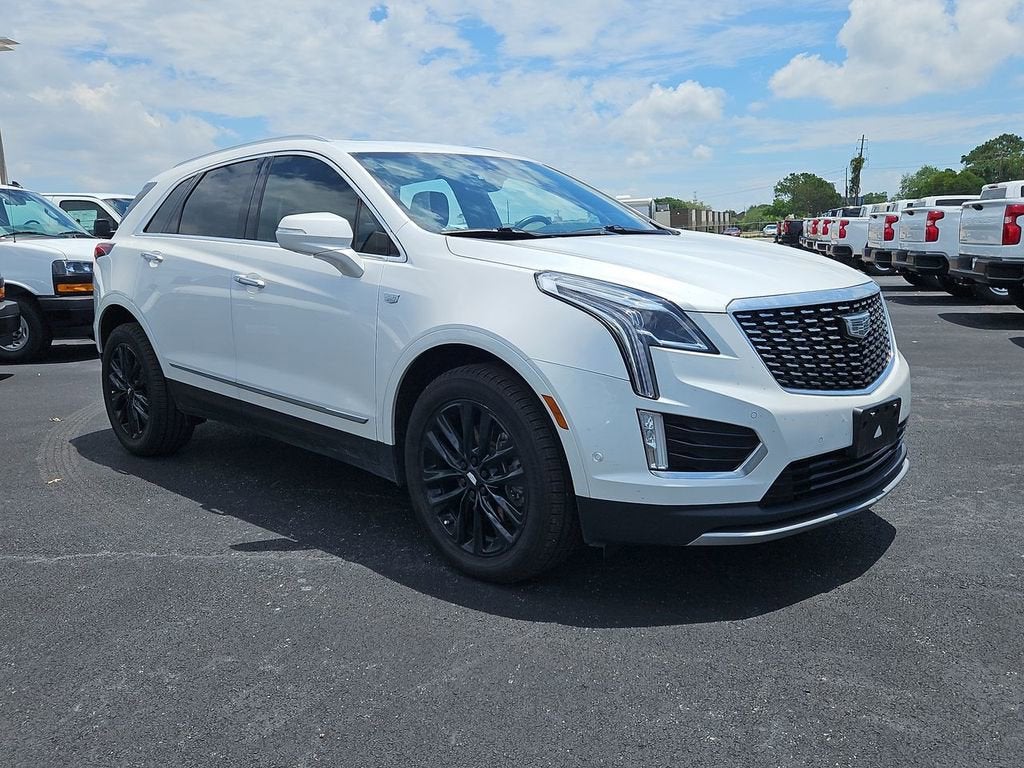 2022 Cadillac XT5 Premium Luxury