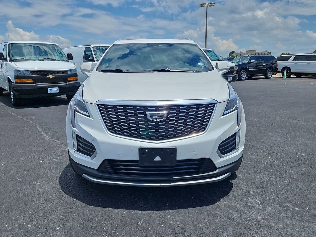 2022 Cadillac XT5 Premium Luxury