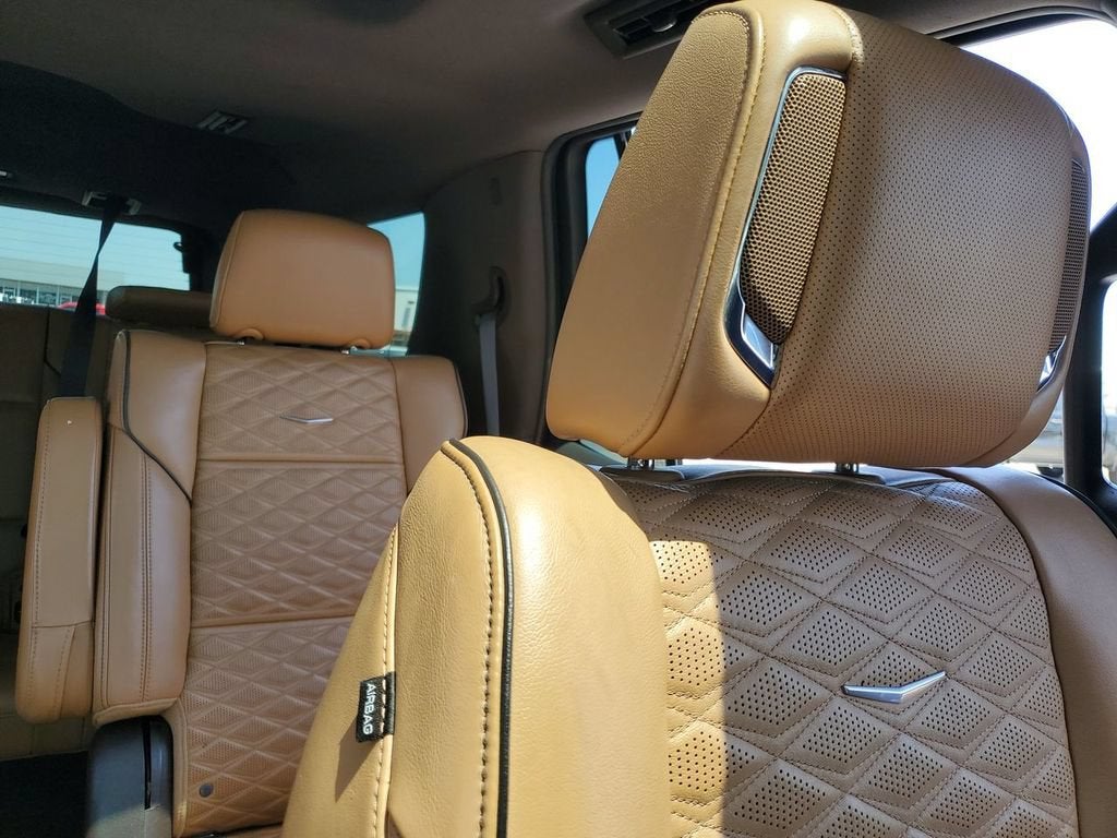 2022 Cadillac Escalade Premium Luxury