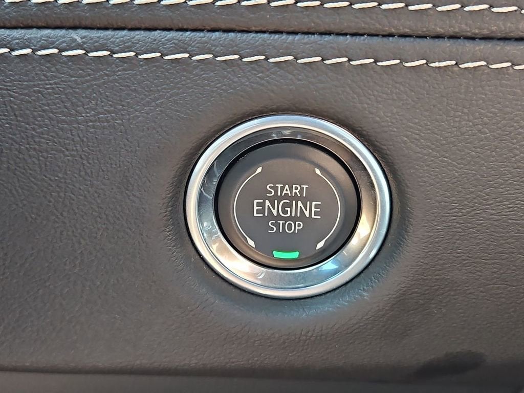 2025 Cadillac Escalade ESV Premium Luxury