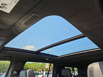 2025 Cadillac Escalade ESV Premium Luxury