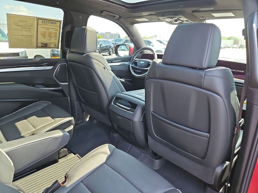 2025 Cadillac Escalade ESV Premium Luxury