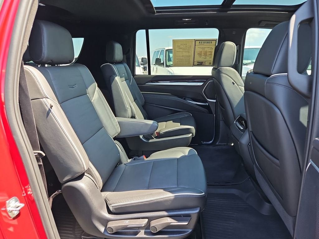 2025 Cadillac Escalade ESV Premium Luxury