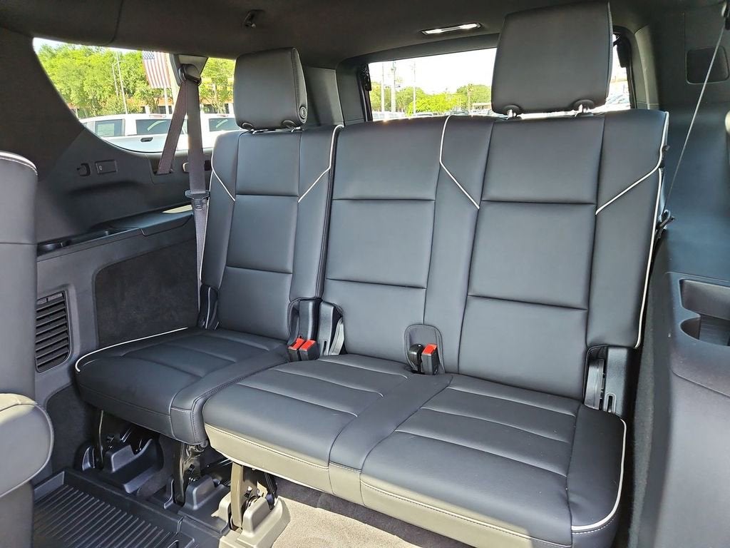 2025 Cadillac Escalade ESV Premium Luxury