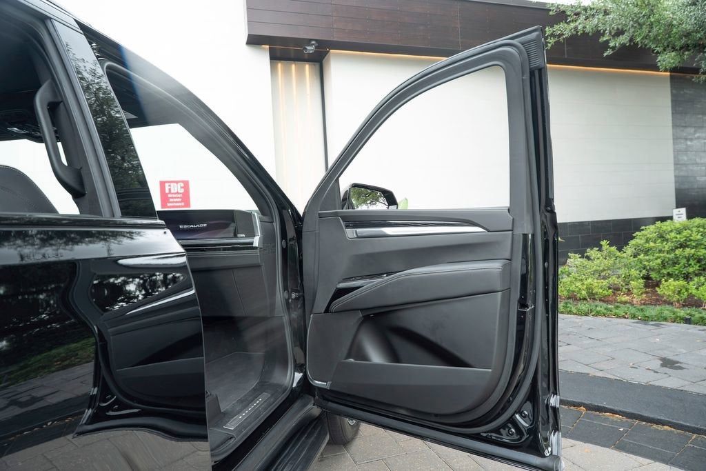 2025 Cadillac Escalade Sport