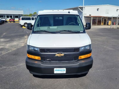 2025 Chevrolet Express Cutaway 3500 1WT