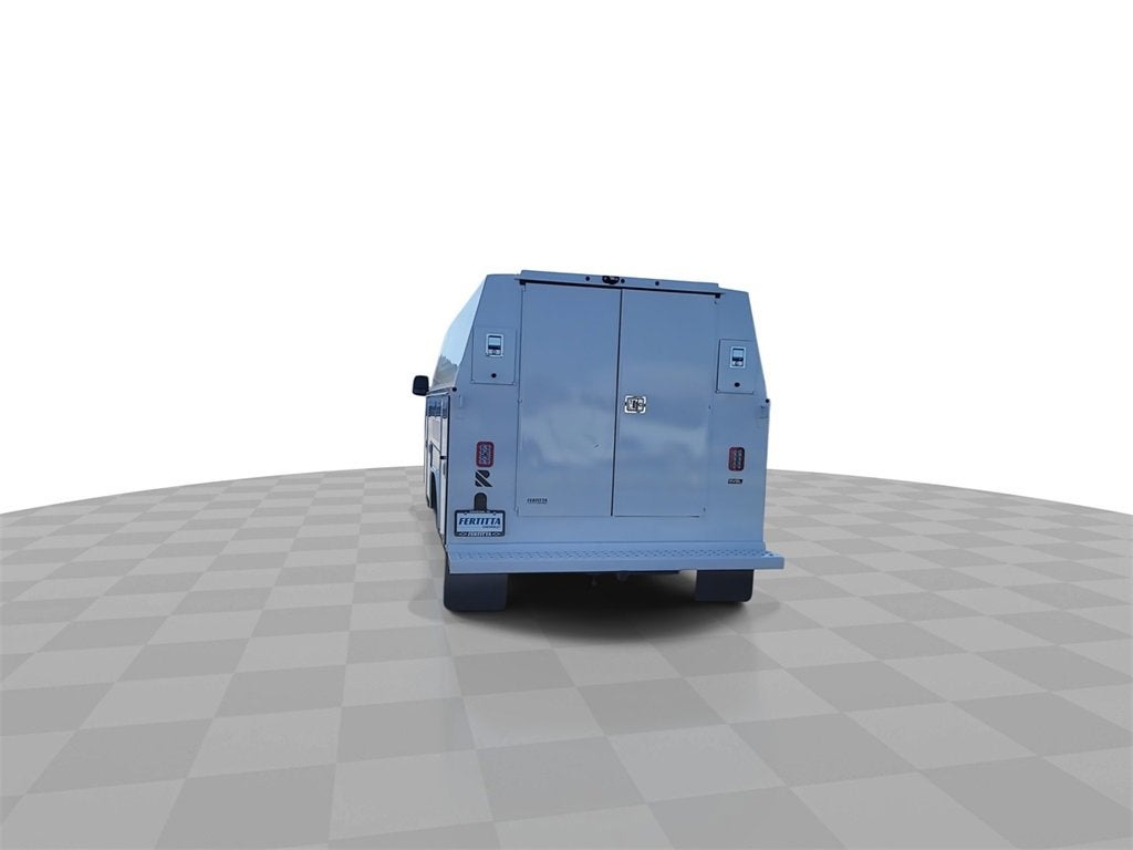 2025 Chevrolet Express Cutaway 3500 1WT