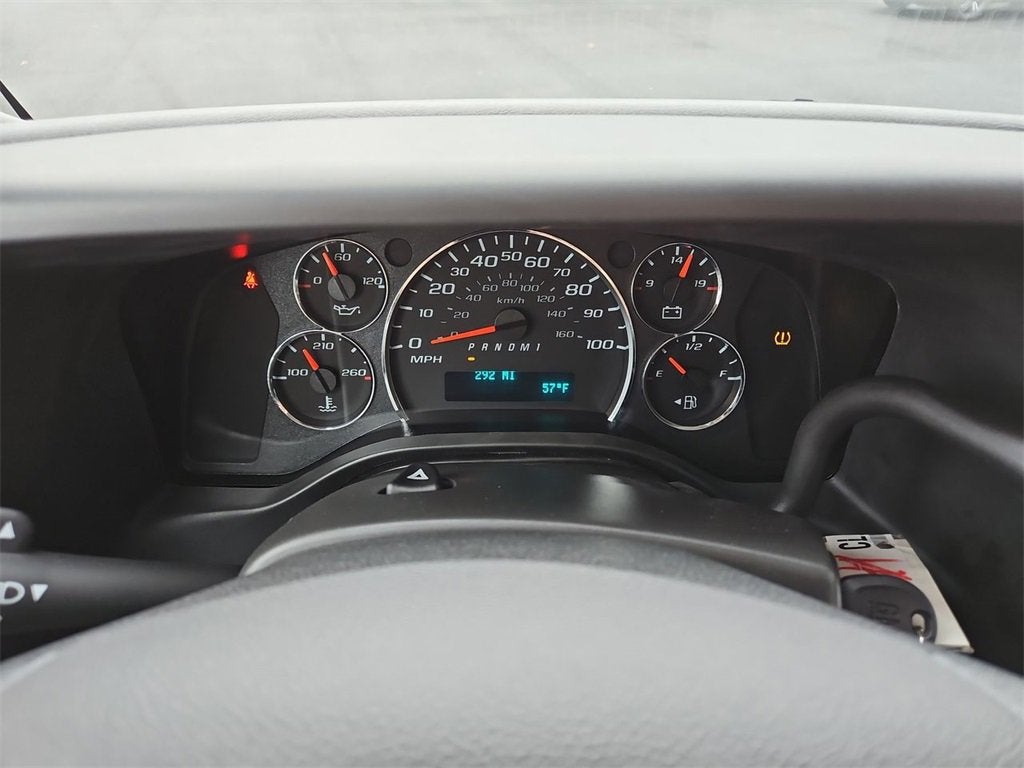 2025 Chevrolet Express Cutaway 3500 1WT