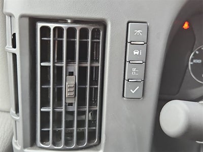 2025 Chevrolet Express Cutaway 3500 1WT