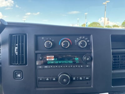 2025 Chevrolet Express Cutaway 3500 1WT