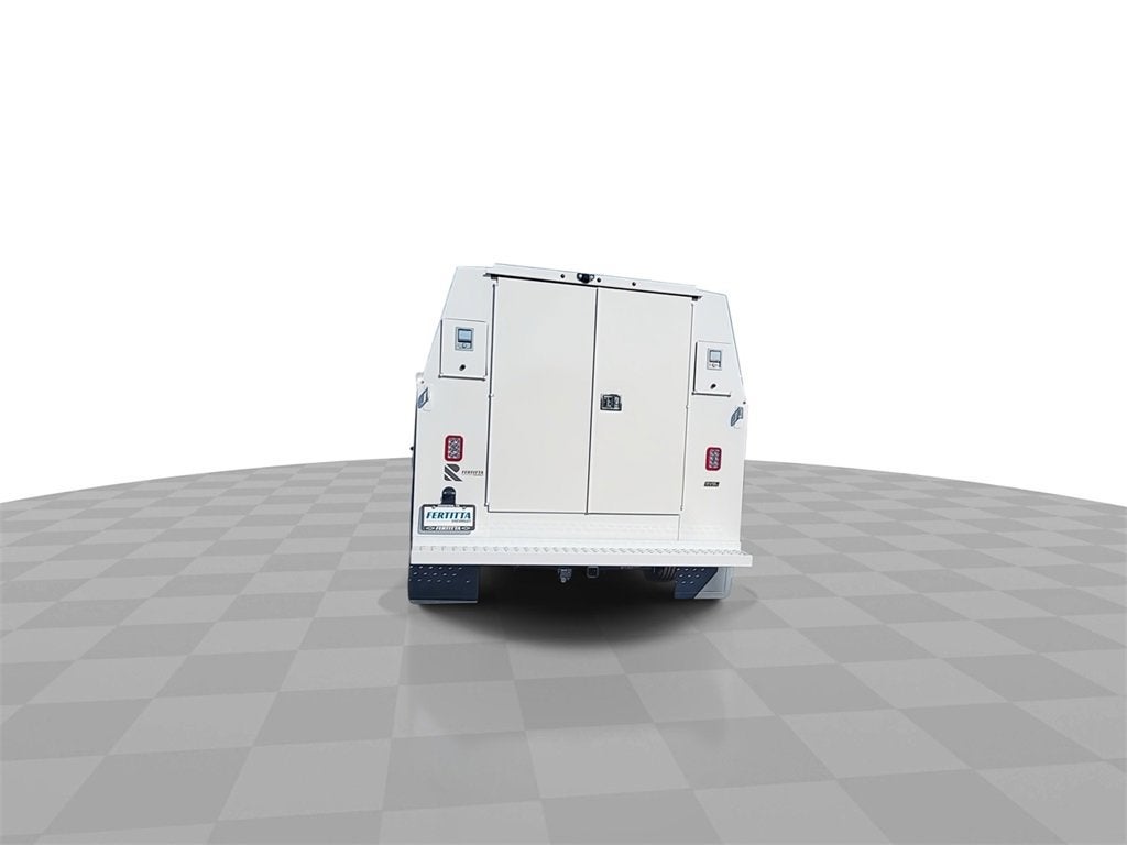 2025 Chevrolet Express Cutaway 3500 1WT