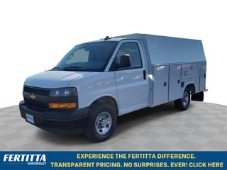 2025 Chevrolet Express Cutaway 3500 1WT