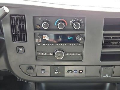 2025 Chevrolet Express Cutaway 3500 1WT