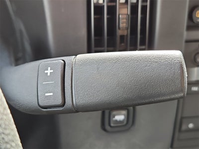 2025 Chevrolet Express Cutaway 3500 1WT