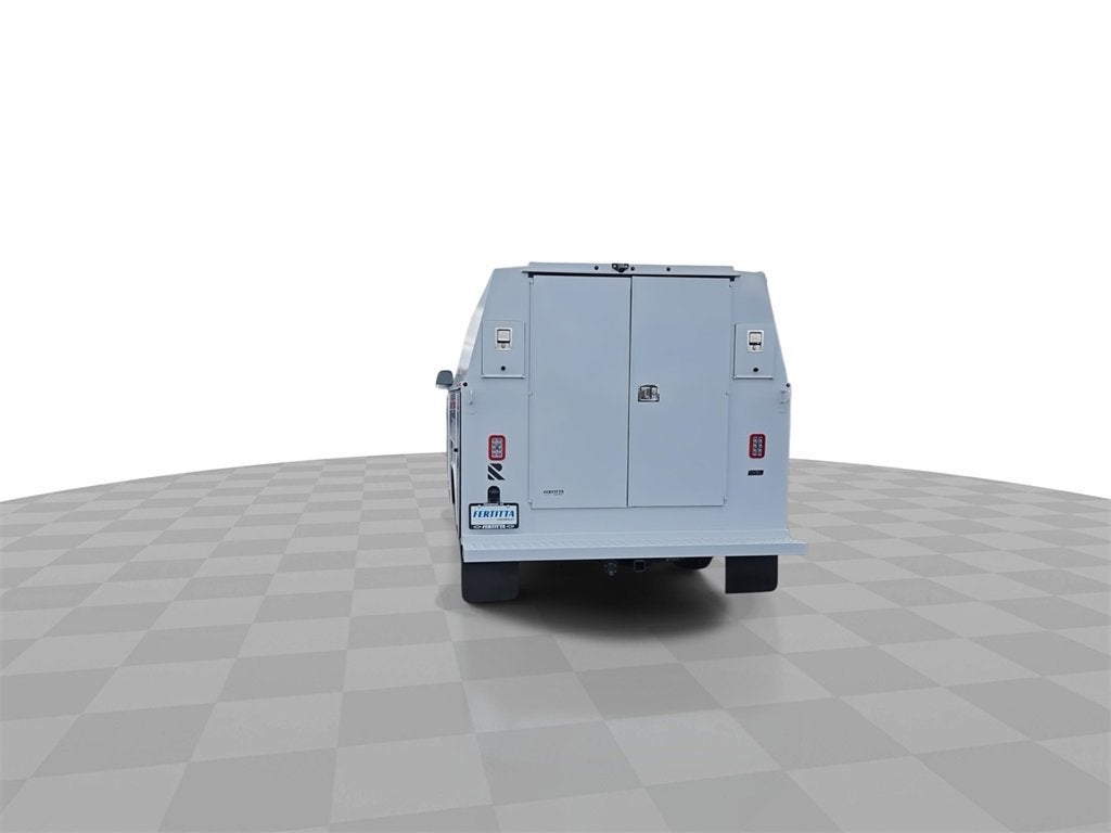 2025 Chevrolet Express Cutaway 3500 1WT