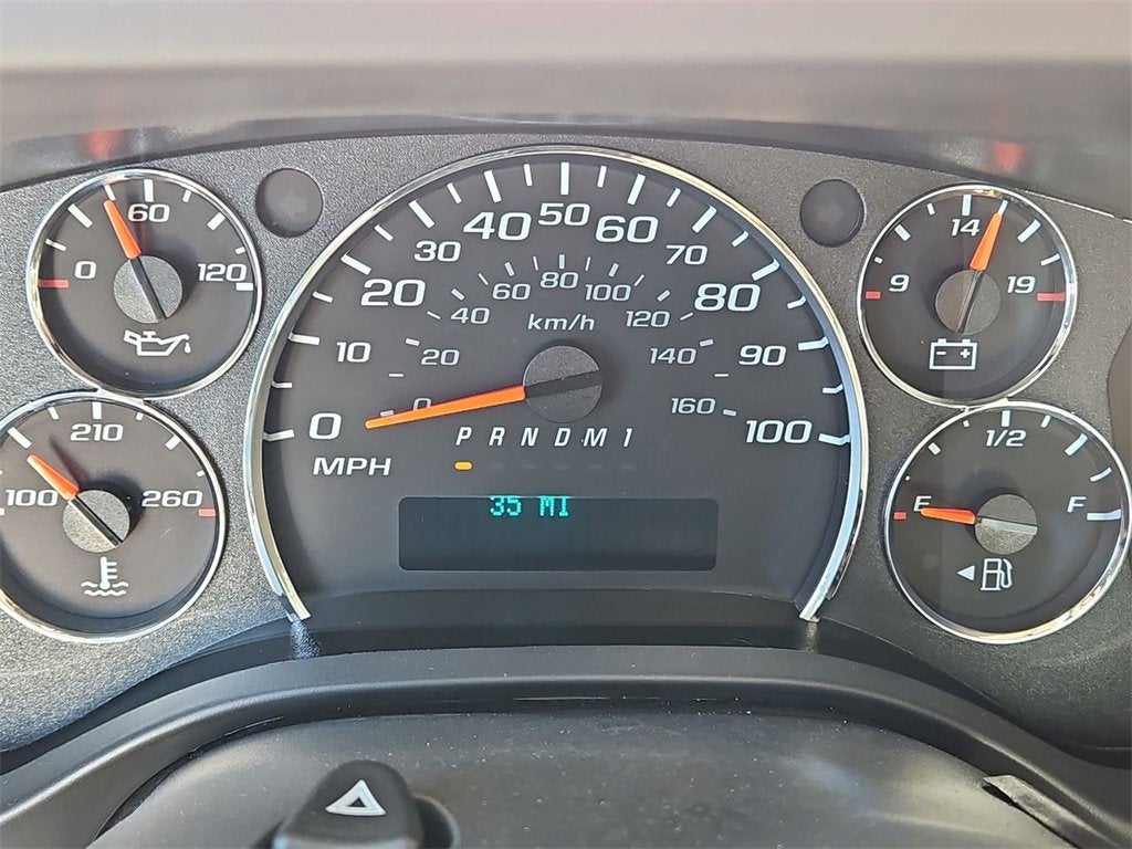 2025 Chevrolet Express Cutaway 3500 1WT