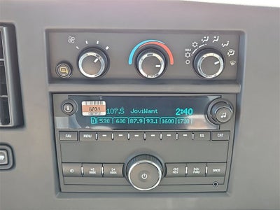 2025 Chevrolet Express Cutaway 3500 1WT