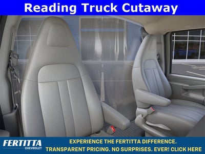 2025 Chevrolet Express Cutaway 3500 1WT