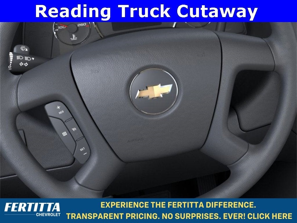 2025 Chevrolet Express Cutaway 3500 1WT