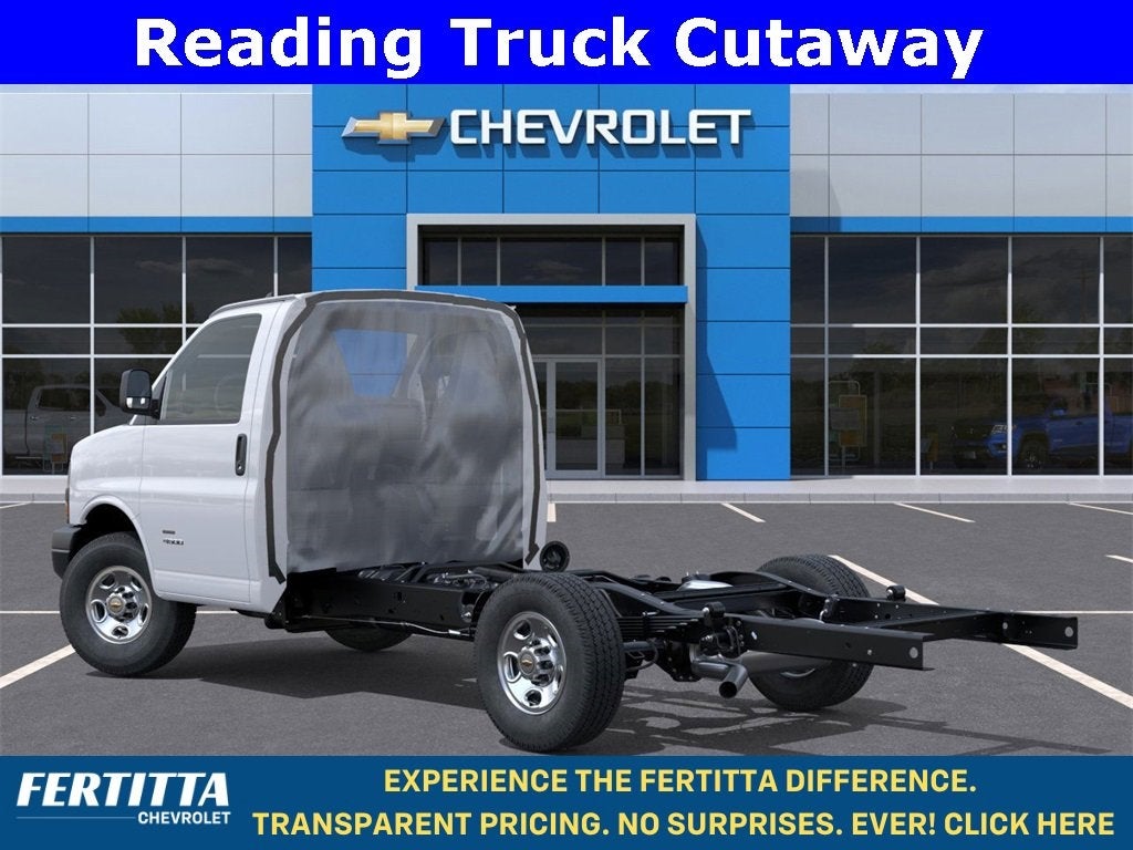 2025 Chevrolet Express Cutaway 3500 1WT