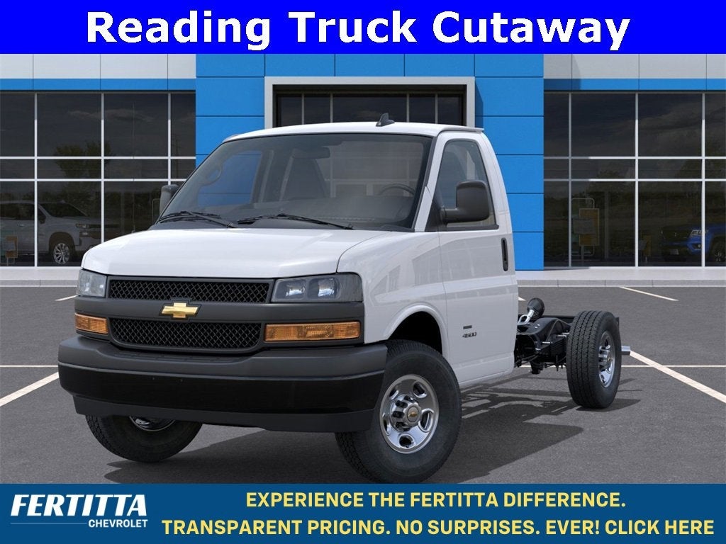 2025 Chevrolet Express Cutaway 3500 1WT